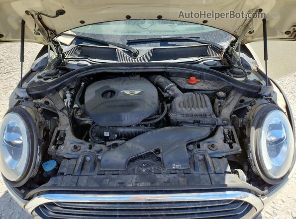 WMWLN5C59J2E34068 2018 MINI COOPER Beige Vista interior trasera