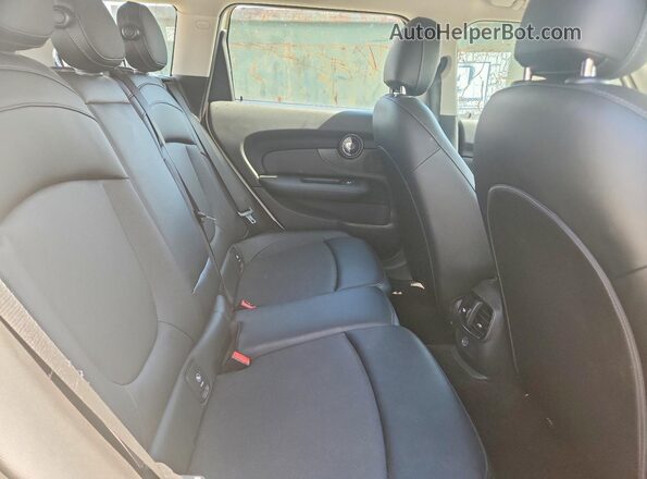 WMWLN5C5XH2E32386 2017 MINI COOPER Cream Вид задніх сидінь