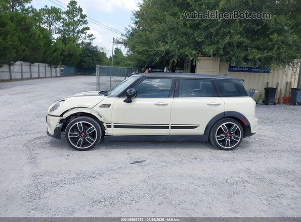 WMWLN9C32H2E49592 2017 MINI CLUBMAN Кремовый 