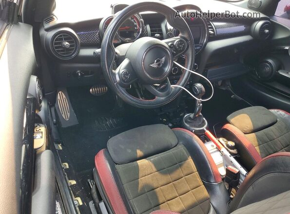 WMWXM9C5XHT997286 2017 MINI COOPER Black Առջևի վահանակի տեսք