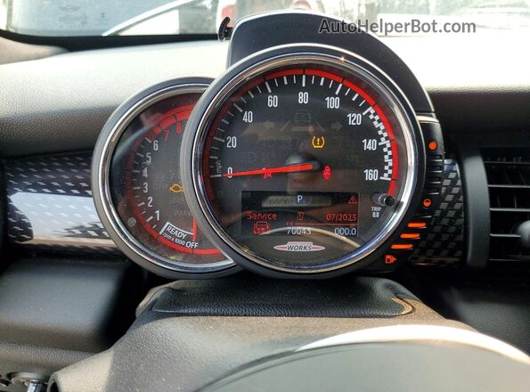 WMWXM9C5XHT997286 2017 MINI COOPER Black Սարքավորումների վահանակի տեսք