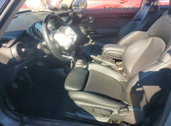 WMWXP7C35H2C61665 2017 MINI COOPER Silver Սալոնի դիմացի տեսք