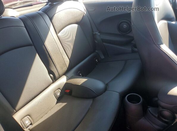 WMWXP7C35H2C61665 2017 MINI COOPER Silver Հետևի նստատեղերի տեսք