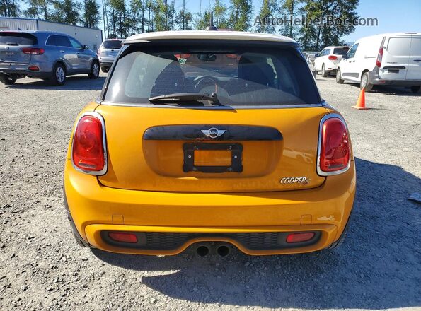 WMWXP7C38H2A46572 2017 MINI COOPER Yellow უკანა ხედი