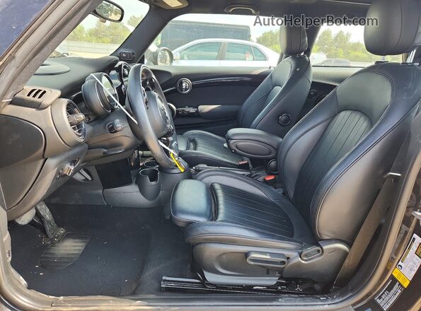 WMWXP7C54K2A52815 2019 MINI COOPER Black Front interior view