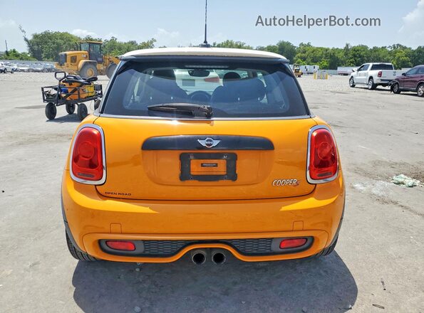 WMWXP7C57H3B93820 2017 MINI COOPER Orange Հետևի տեսք