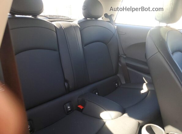 WMWXR3C08M2N75889 2021 MINI COOPER Orange Rear seats view