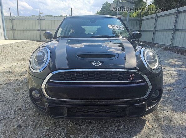 WMWXR5C02M2N05607 2021 MINI COOPER Черный Вид спереди
