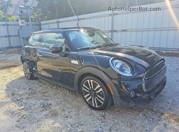 WMWXR5C02M2N05607 2021 MINI COOPER Черный Передняя правая четверть