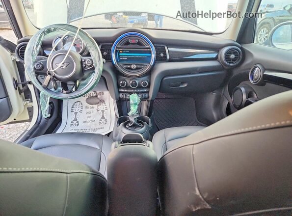 WMWXU1C50K2J02774 2019 MINI COOPER White VIN sticker view