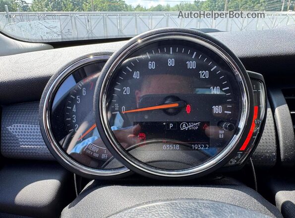 WMWXU1C51J2F79425 2018 MINI COOPER Silver 