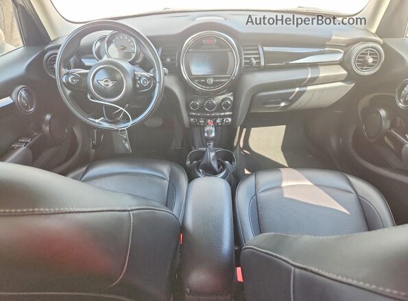WMWXU1C54K2H74016 2019 MINI COOPER Серый Вид панели приборов