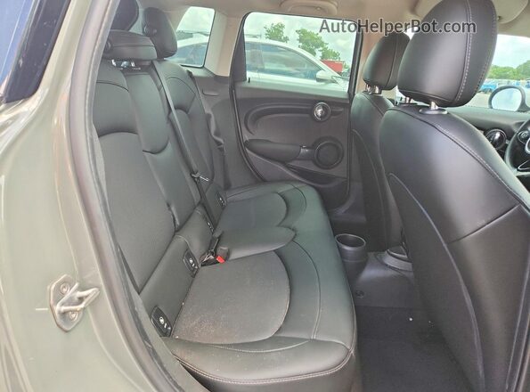 WMWXU1C54K2J02700 2019 MINI COOPER Gray Vista de los asientos traseros