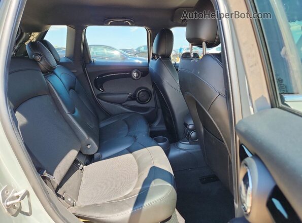 WMWXU3C52G2B63677 2016 MINI COOPER Gray Vista de los asientos traseros