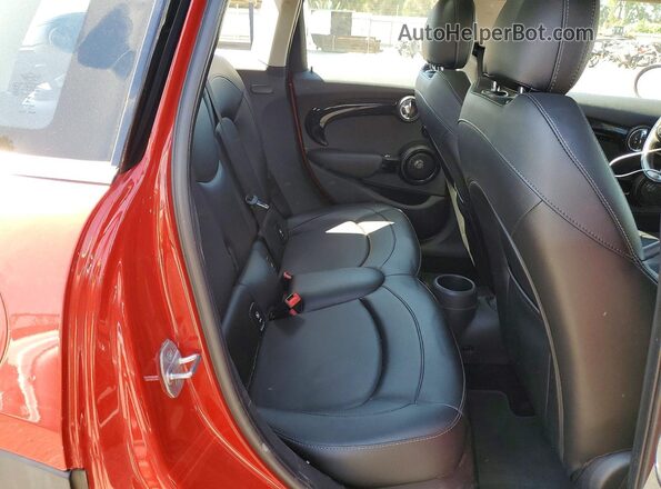 WMWXU3C54G2B63826 2016 MINI COOPER Red Rear seats view
