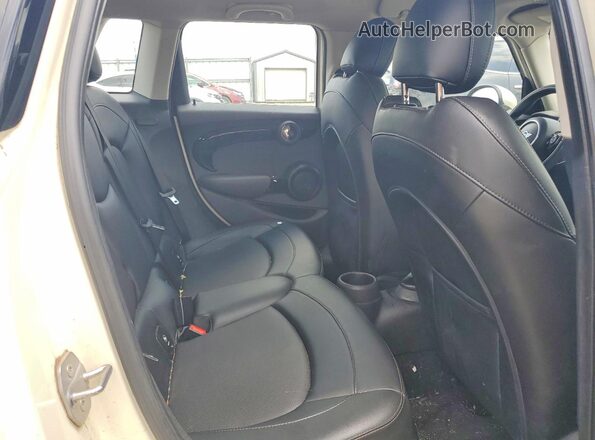 WMWXU3C55G2D29674 2016 MINI COOPER White Հետևի նստատեղերի տեսք