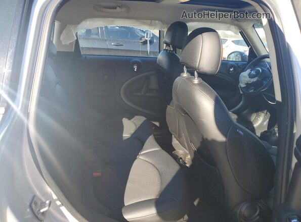 WMWZC5C53GWU21864 2016 MINI COOPER Silver Rear seats view