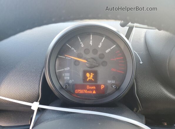 WMWZC5C53GWU21864 2016 MINI COOPER Silver Instrument cluster view