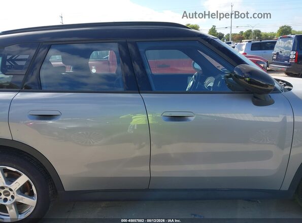 WMZ23GA01T7V29797 2026 MINI COUNTRYMAN Silver Widok wnętrza z tyłu