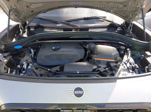 WMZ23GA01T7V29797 2026 MINI COUNTRYMAN Silver Widok z tyłu