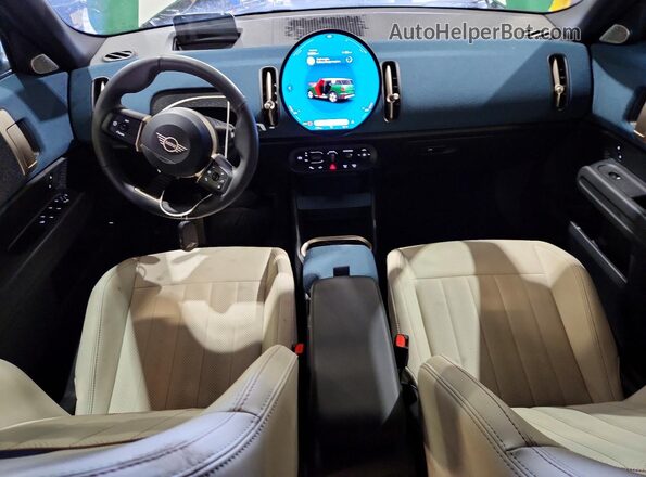 WMZ23GA06S7R67696 2025 MINI COUNTRYMAN Green Widok deski rozdzielczej