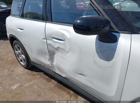 WMZ23GA06T7V30881 2026 MINI COUNTRYMAN White წინა ხედი