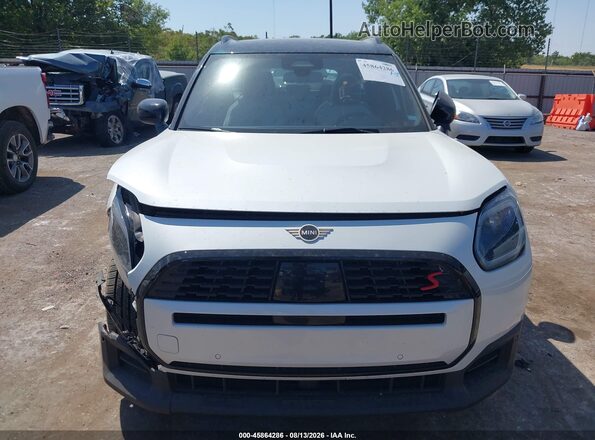 WMZ23GA06T7V30881 2026 MINI COUNTRYMAN White ხელსაწყოთა პანელის ხედი