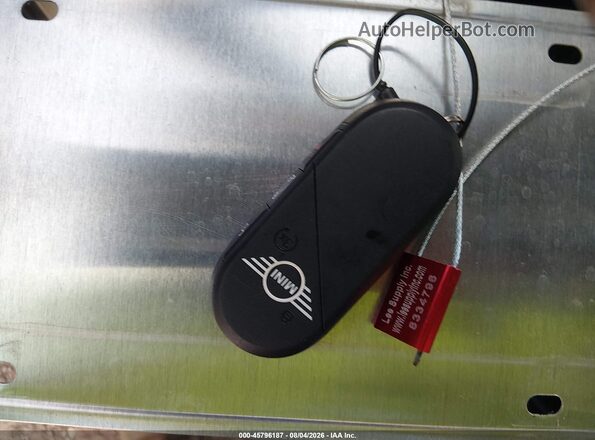 WMZ23GA09T7V28588 2026 MINI COUNTRYMAN Серебряный Вид панели приборов