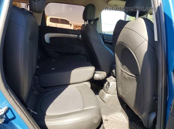 WMZ83BR08M3N22047 2021 MINI COOPER Blue Widok wnętrza z tyłu