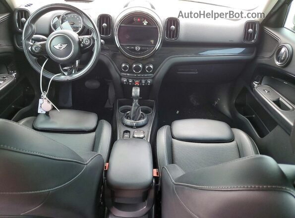 WMZYT3C3XH3B66170 2017 MINI COOPER Black Առջևի վահանակի տեսք