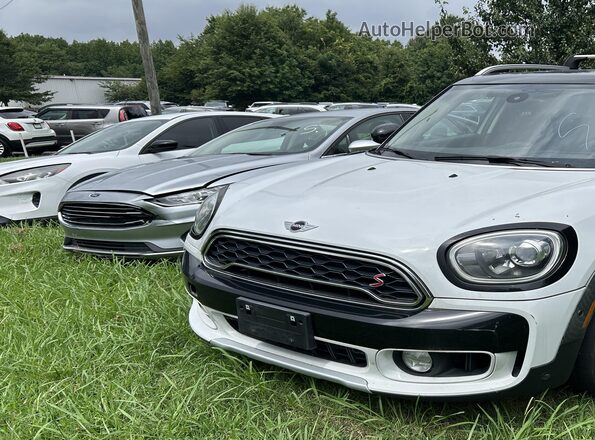 WMZYT5C32H3D81375 2017 MINI COUNTRYMAN  Vista tres cuartos delantera izquierda