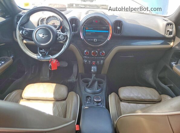 WMZYT5C33J3E60494 2018 MINI COOPER Blue Вид панелі приладів