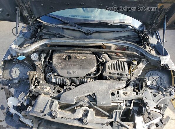 WMZYT5C3XH3D78756 2017 MINI COOPER Gray Engine compartment view