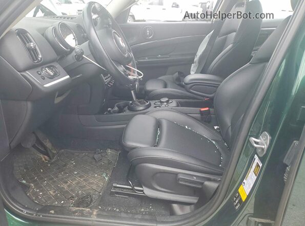 WMZYT5C50K3G92358 2019 MINI COOPER Green Front interior view