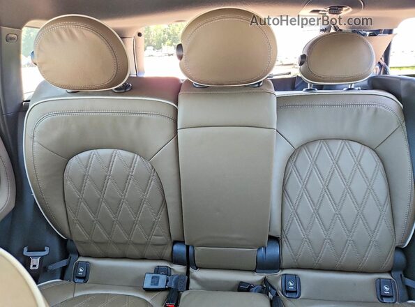 WMZYT5C52K3G90093 2019 MINI COOPER Blue Rear seats view