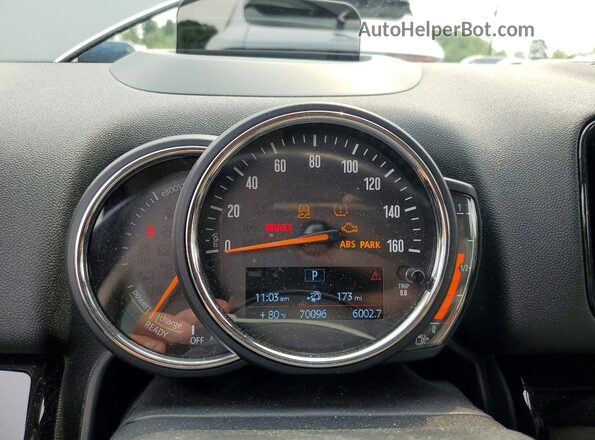 WMZYU7C57K3F94484 2019 MINI COOPER Серый Вид щитка приборов