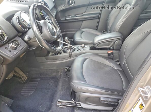 WMZYW3C03L3L16784 2020 MINI COOPER Tan Widok wnętrza z przodu