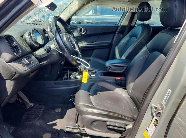 WMZYW3C04L3L00416 2020 MINI COOPER Gray Front interior view