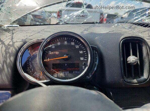WMZYW3C04L3L00416 2020 MINI COOPER Gray Instrument cluster view