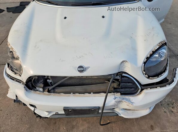 WMZYW3C05L3L02059 2020 MINI COOPER White Rear interior view