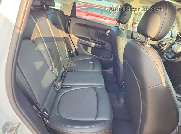 WMZYW3C05L3L02059 2020 MINI COOPER White Rear seats view