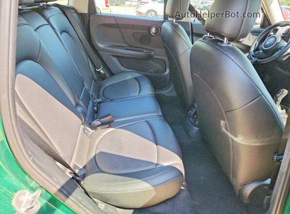 WMZYW3C08L3L16120 2020 MINI COOPER Green Vista de los asientos traseros