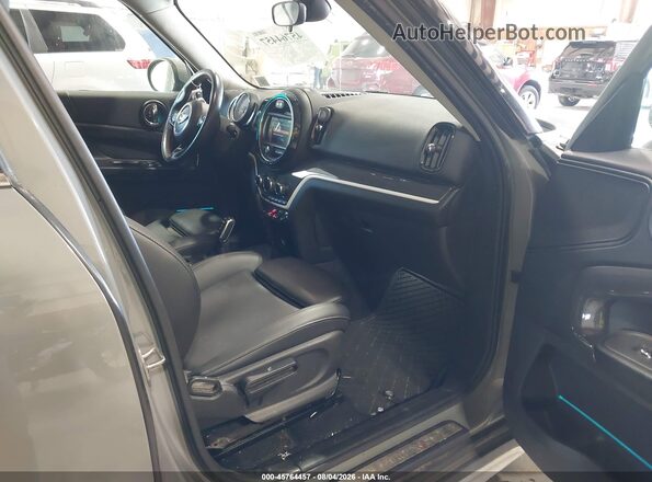 WMZYX1C06L3L43124 2020 MINI COUNTRYMAN Gray Vista interior delantera