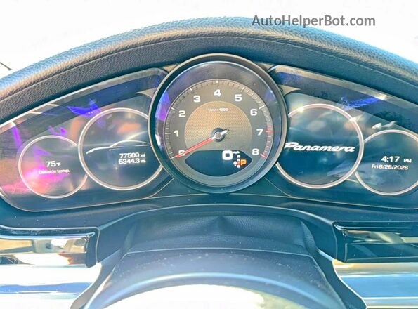 WP0AA2A71HL103883 2017 PORSCHE PANAMERA White 