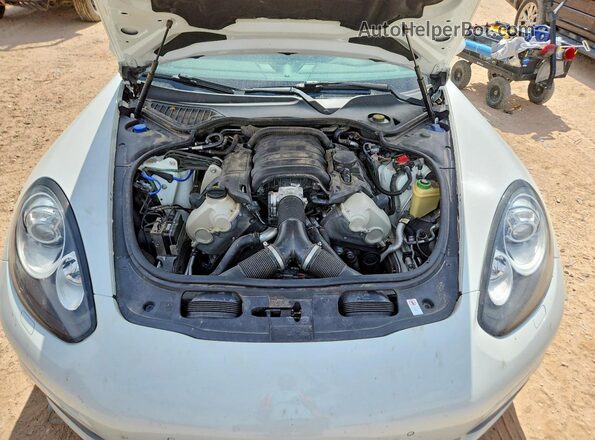 WP0AA2A79GL005201 2016 PORSCHE PANAMERA White Вид задньої частини салону