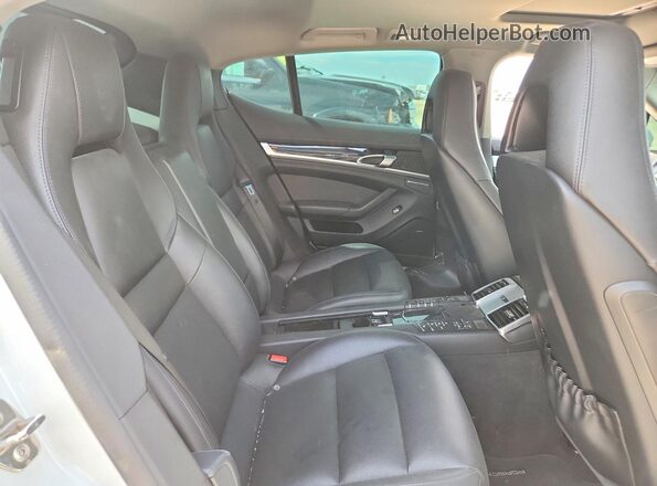WP0AA2A79GL005201 2016 PORSCHE PANAMERA White Вид задніх сидінь