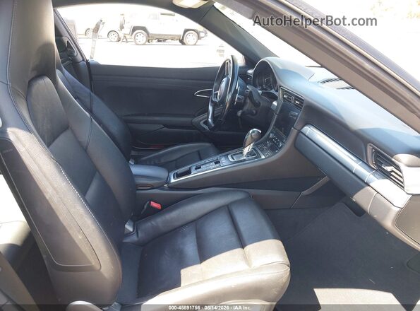 WP0AA2A97KS103708 2019 PORSCHE 911 White Vista interior delantera