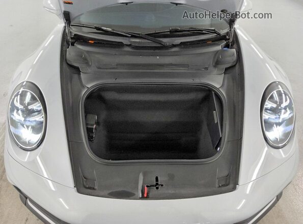 WP0AA2A99SS206063 2025 PORSCHE 911 Белый Вид задней части салона