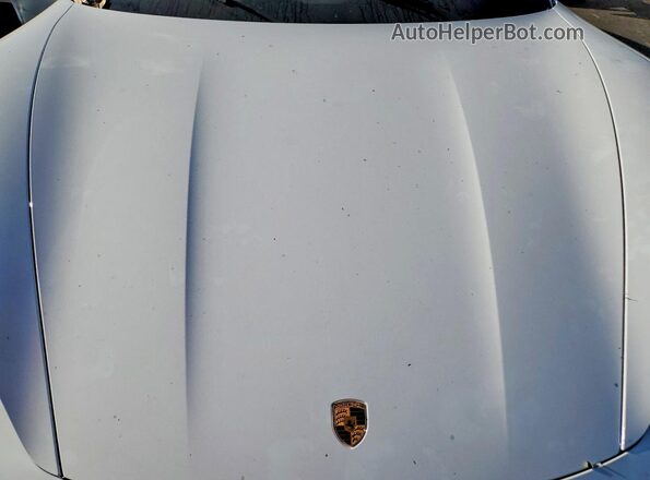 WP0AA2Y14PSA14527 2023 PORSCHE TAYCAN White Widok wnętrza z tyłu