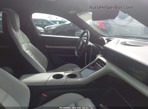 WP0AB2Y17MSA41939 2021 PORSCHE TAYCAN Серебряный Вид салона спереди